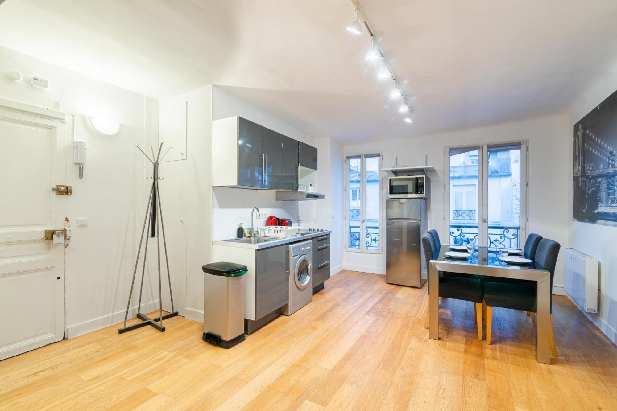 Luxurious 1 Bedroom Tour Eiffel Saint Dominique Free Netflix Paris Exterior photo